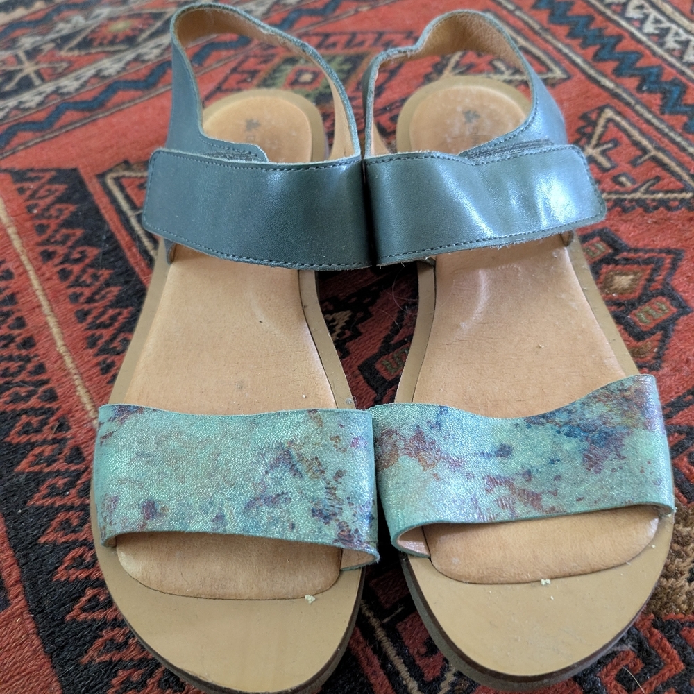 El Naturalista Tulip Comfort Sandal Size: 40